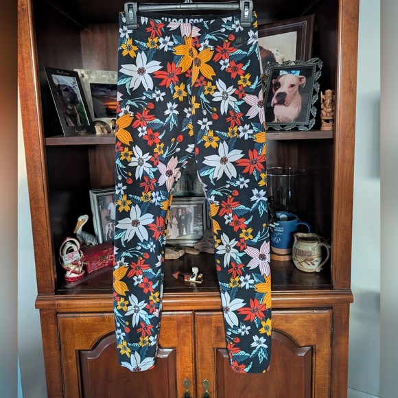 Nike Leggings Size Medium - Picture 2 of 9